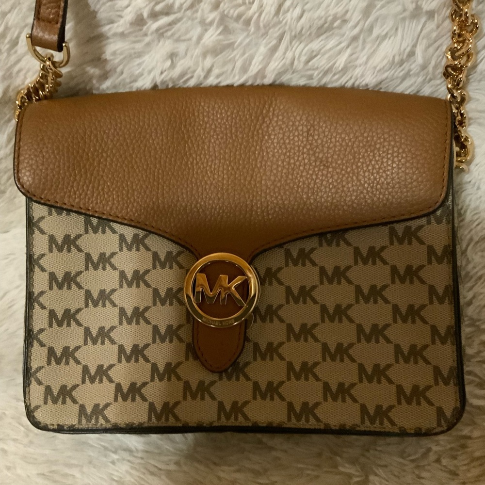 Michael Kors Signature Crossbody